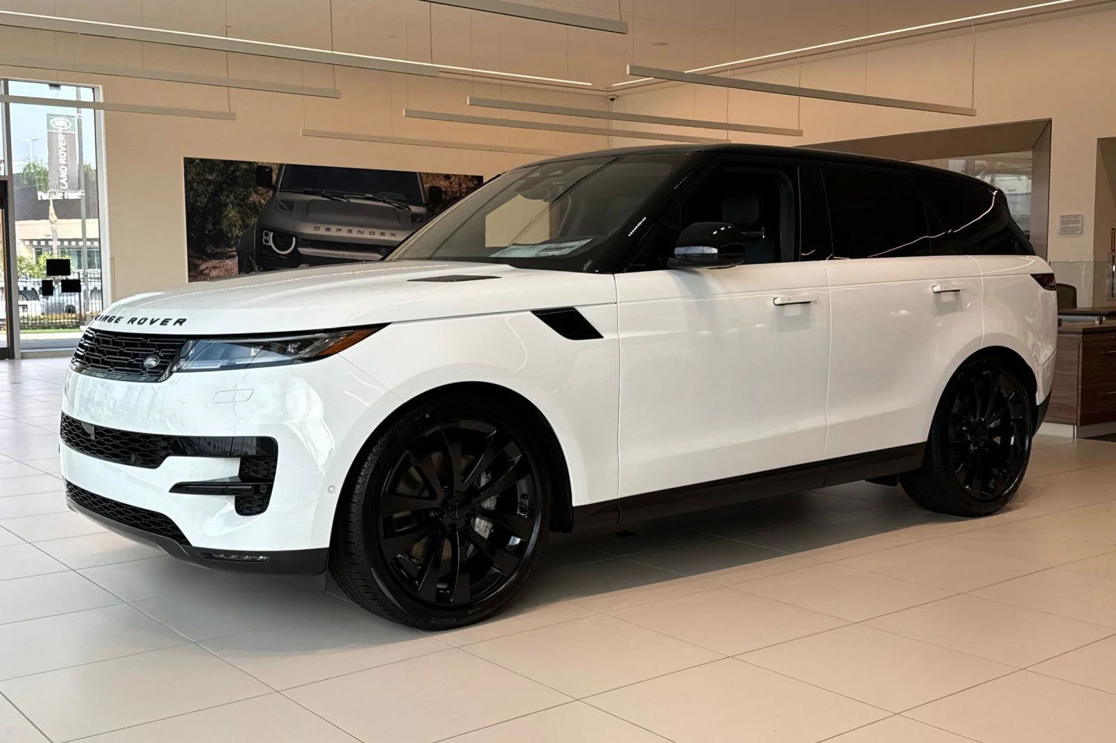 2026 Land Rover Range Rover Sport P360 SE MHEV's photo
