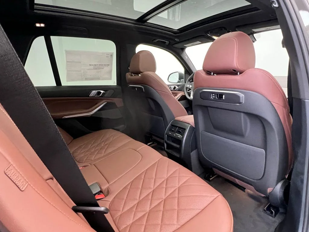 New 2026 Gray BMW xDrive40i image 8