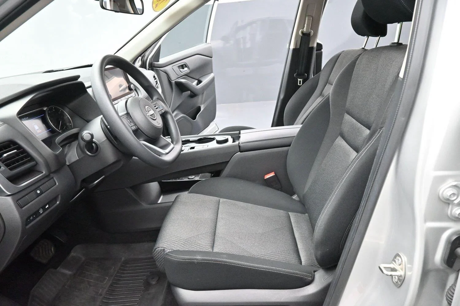 Used 2024 Silver Nissan SV image 13
