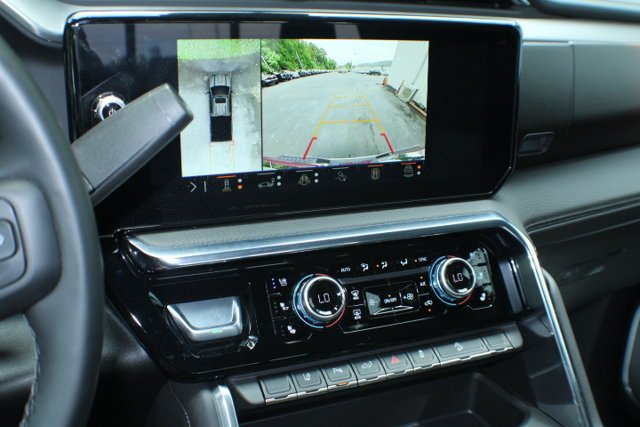 Used 2025 White Frost Tricoat GMC Denali image 14