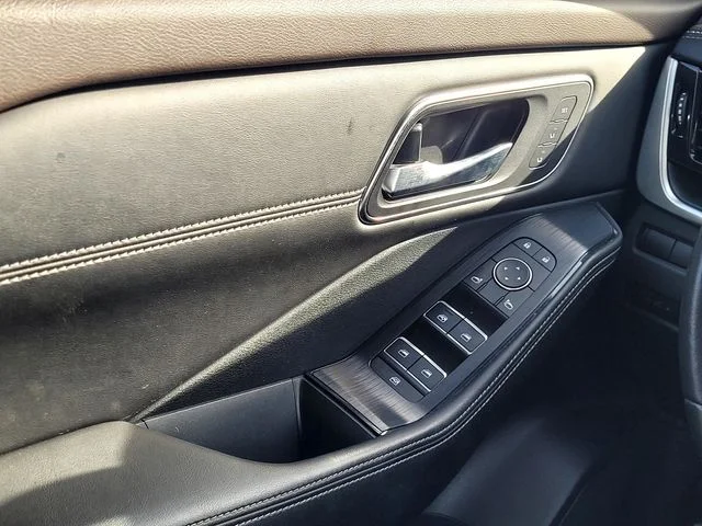 2022 Nissan Rogue Platinum - Photo 32