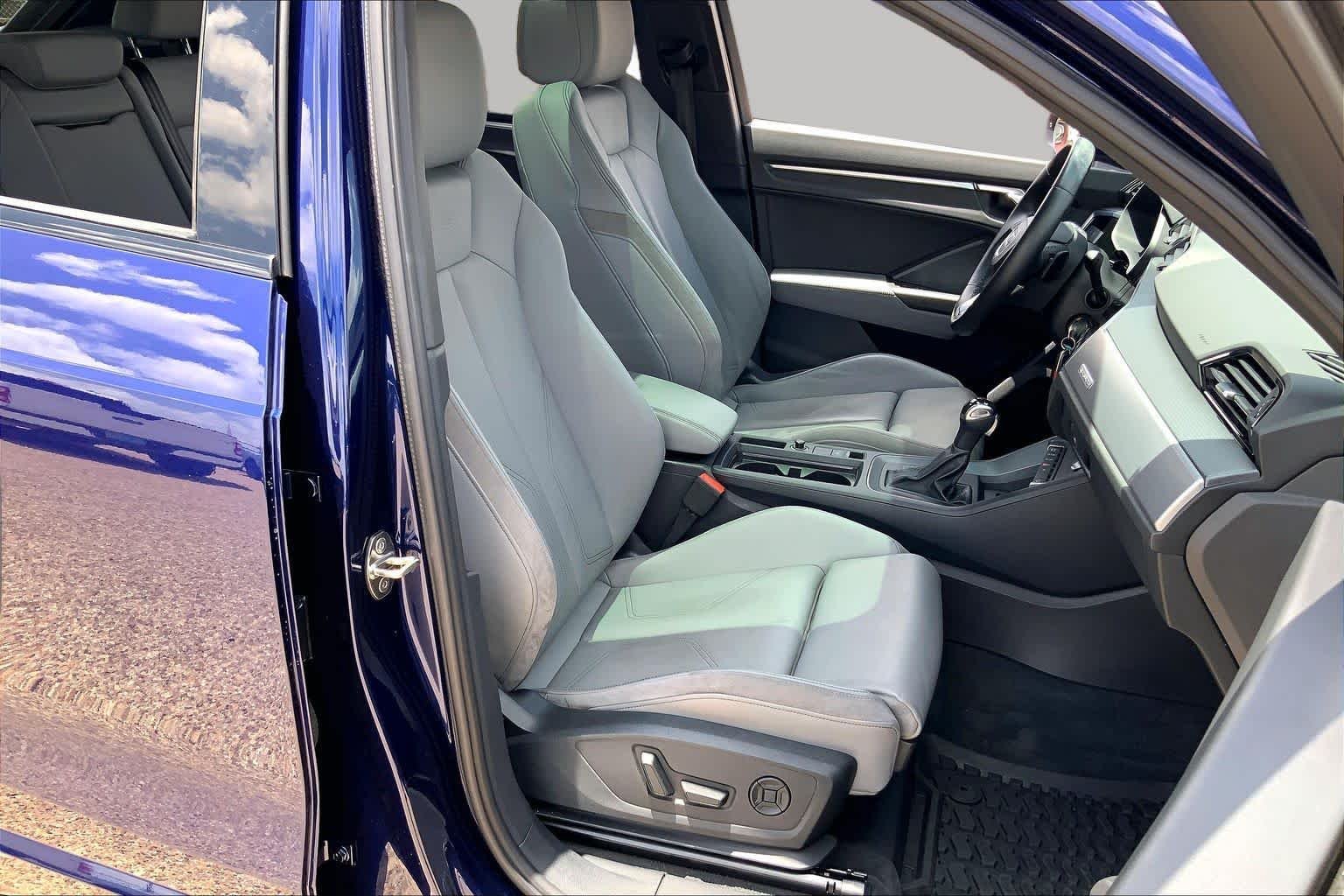Used 2022 Navarra Blue Metallic Audi S line Premium Plus image 9