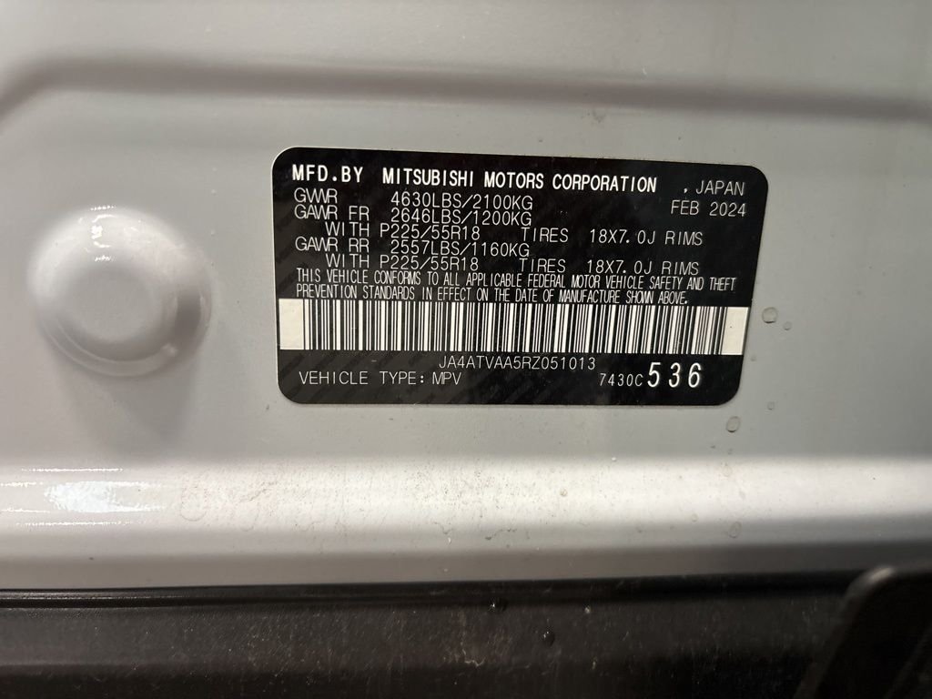 Used 2024 White Mitsubishi Ralliart image 9