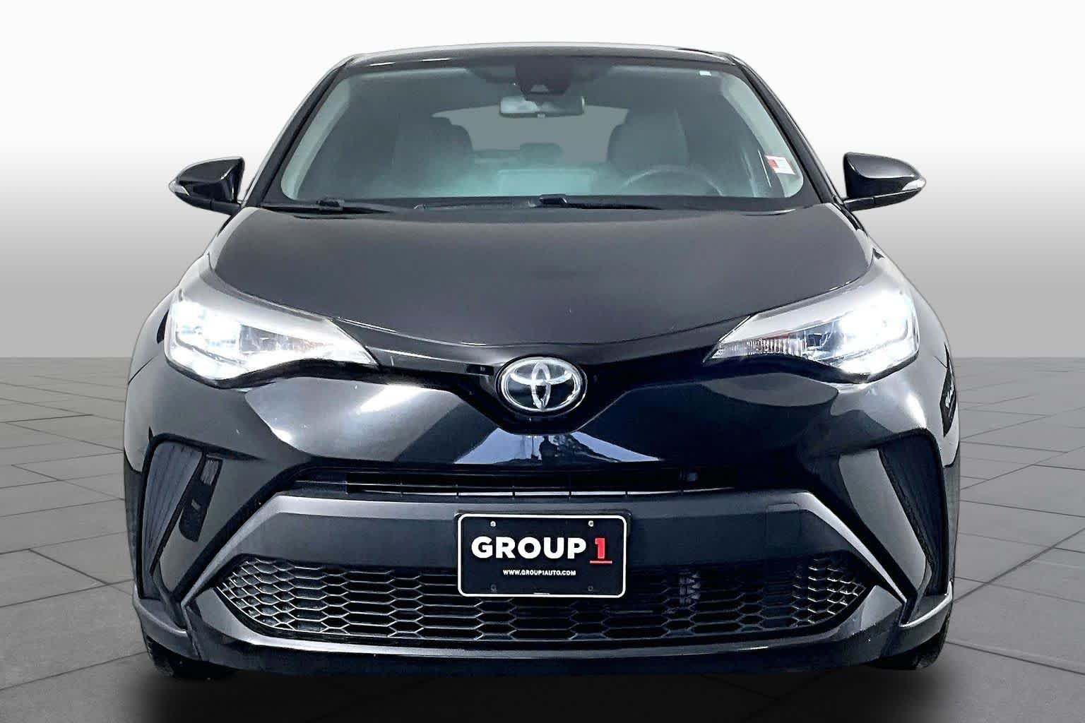 Used 2020 Black Sand Pearl Toyota LE image 4