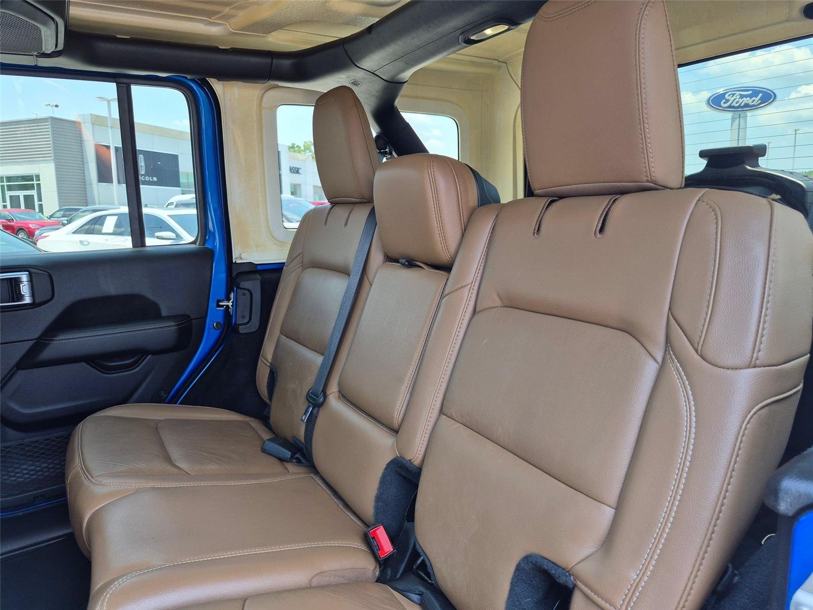 Used 2021 Hydro Blue Pearlcoat Jeep Unlimited Rubicon image 26