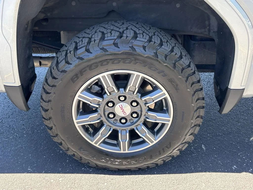 2024 GMC Sierra 1500 AT4 - Photo 12