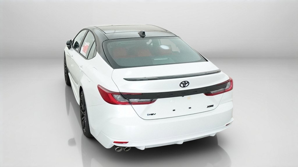New 2026 Wind Chill Pearl with Midnight Black Metallic roof Toyota XSE image 13