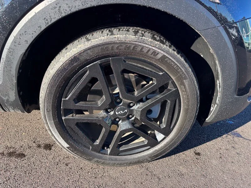 Used 2024 Black Kia SX-Prestige X-Line image 14