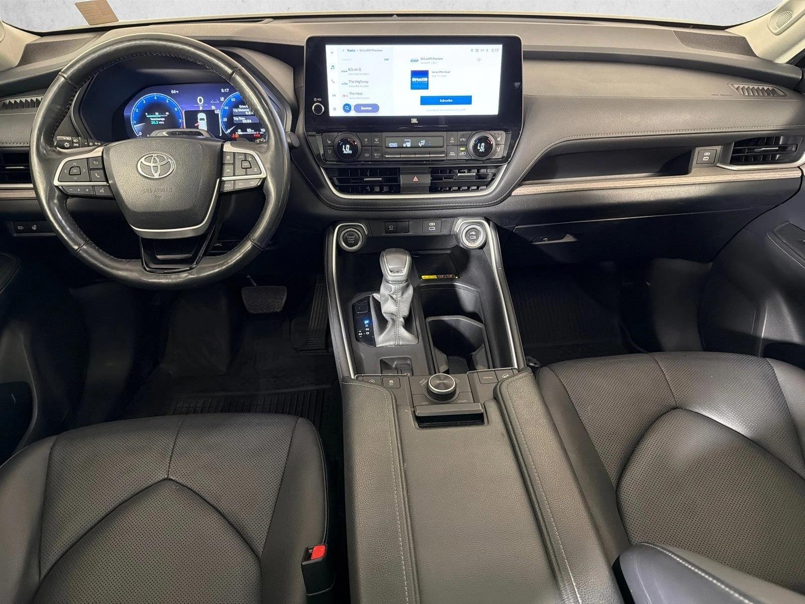 Used 2024 Silver Toyota Platinum image 24