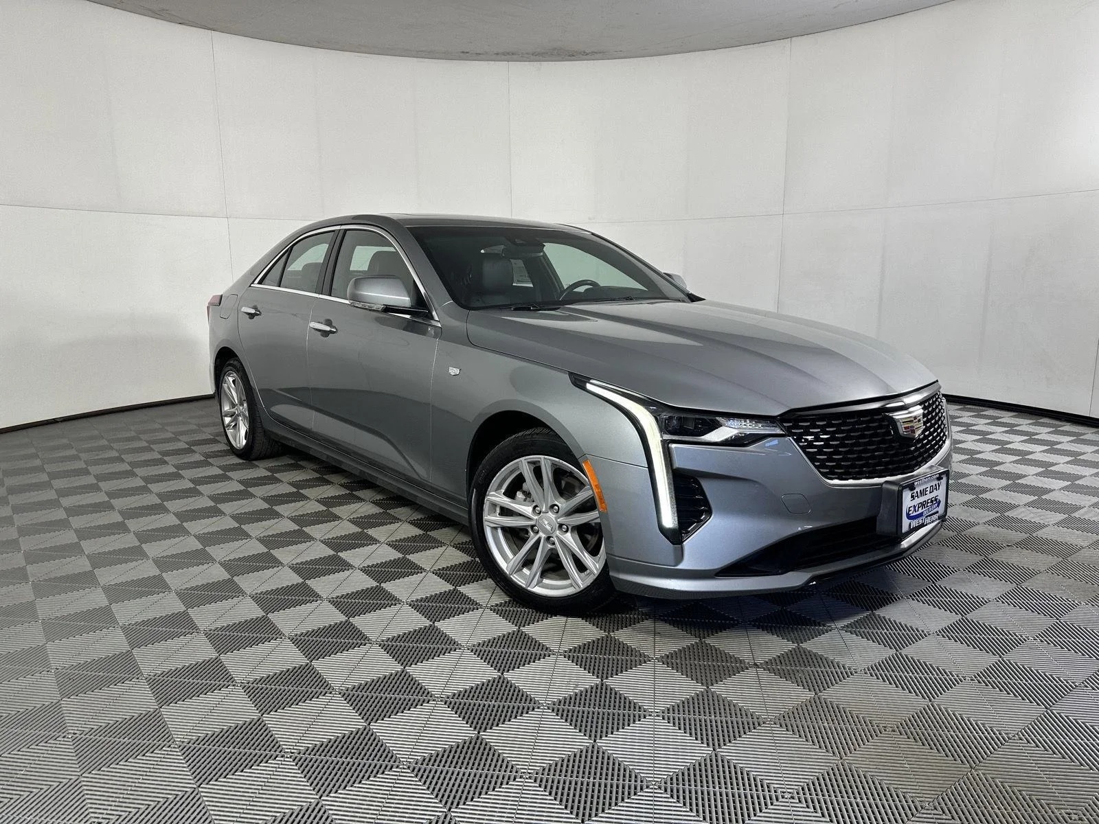 Used 2024 Argent Silver Metallic Cadillac Luxury image 14