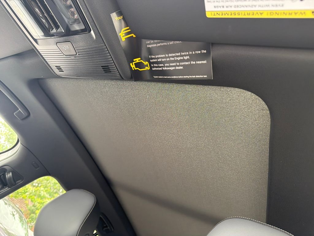 New 2026  Volkswagen 2.0T SE R-Line Black image 19