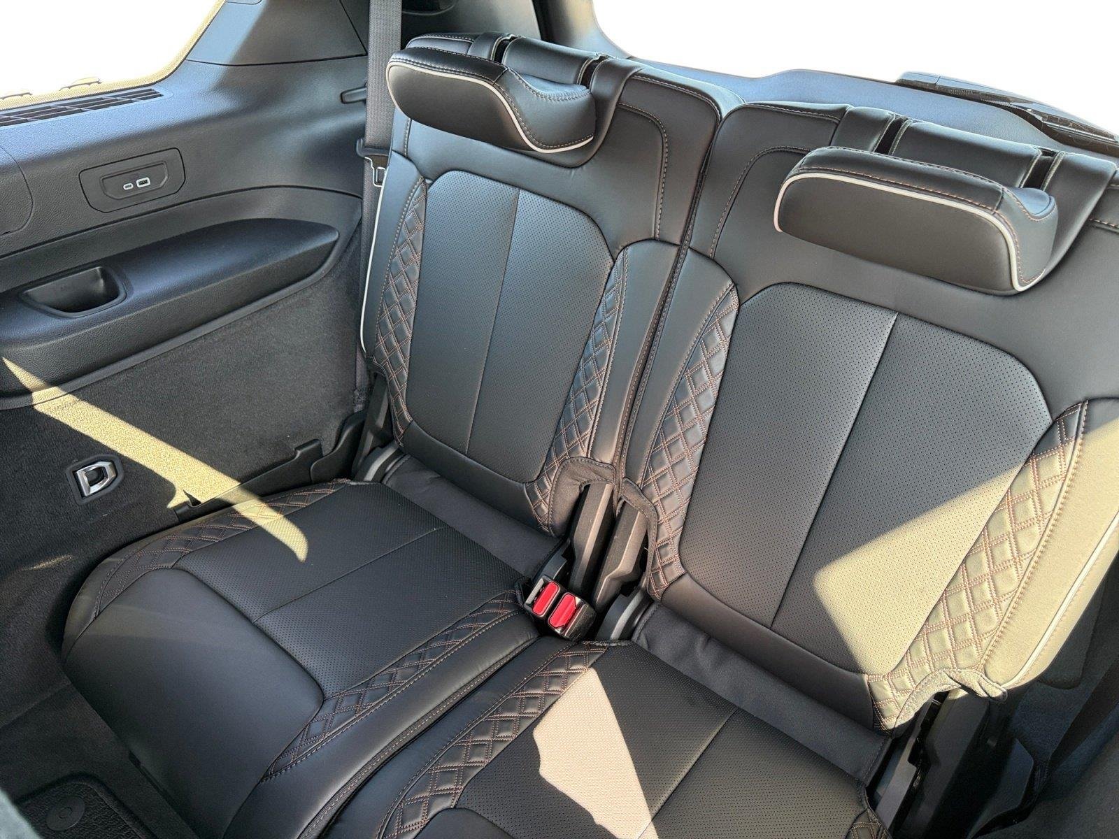 New 2026 Baltic Gray Metallic Clear-Coat Exterior Paint Jeep Summit image 23