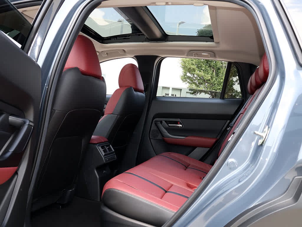 2026 Mazda CX-50 Premium Plus - Photo 11