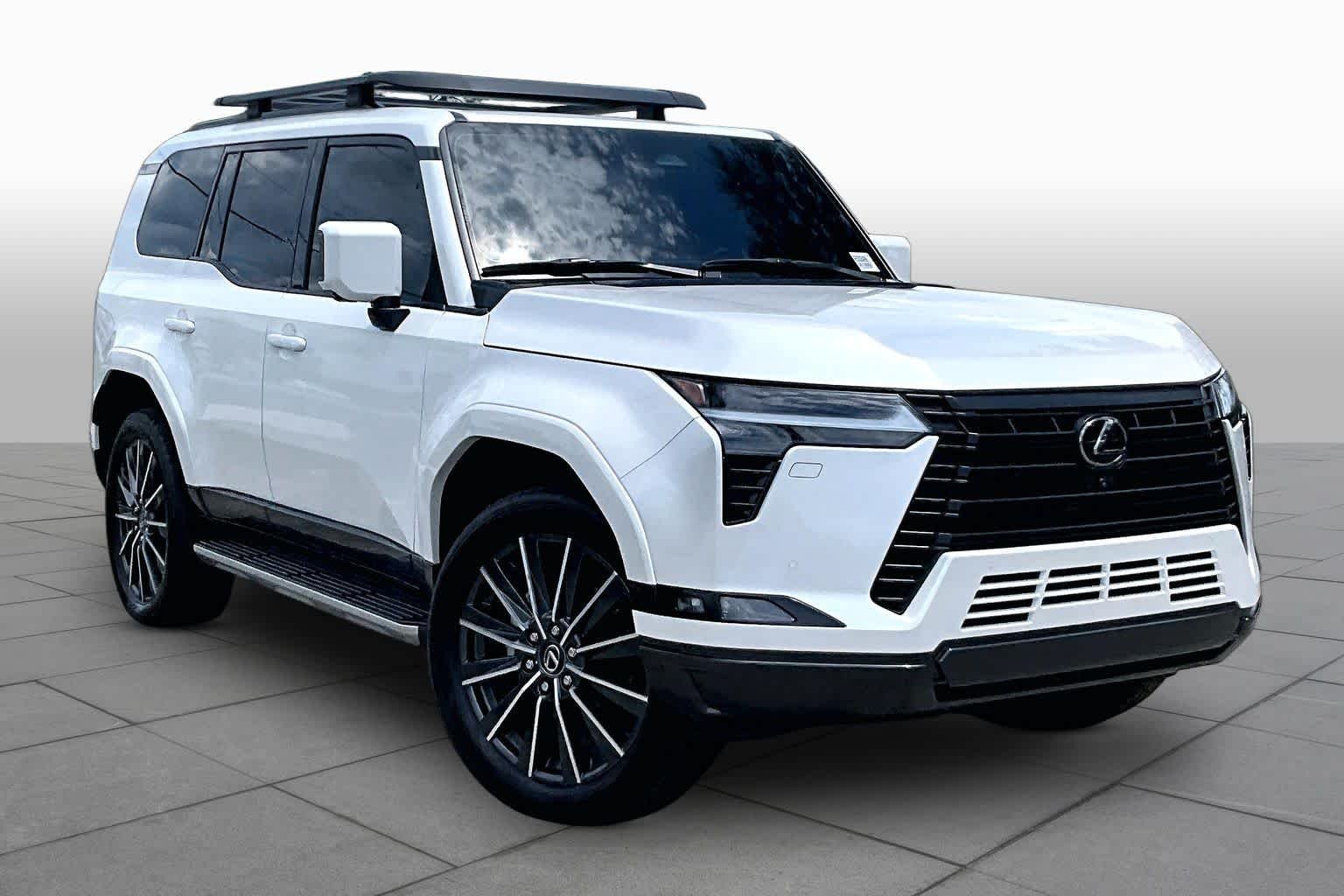 Used 2024 Eminent White Pearl Lexus Luxury image 3