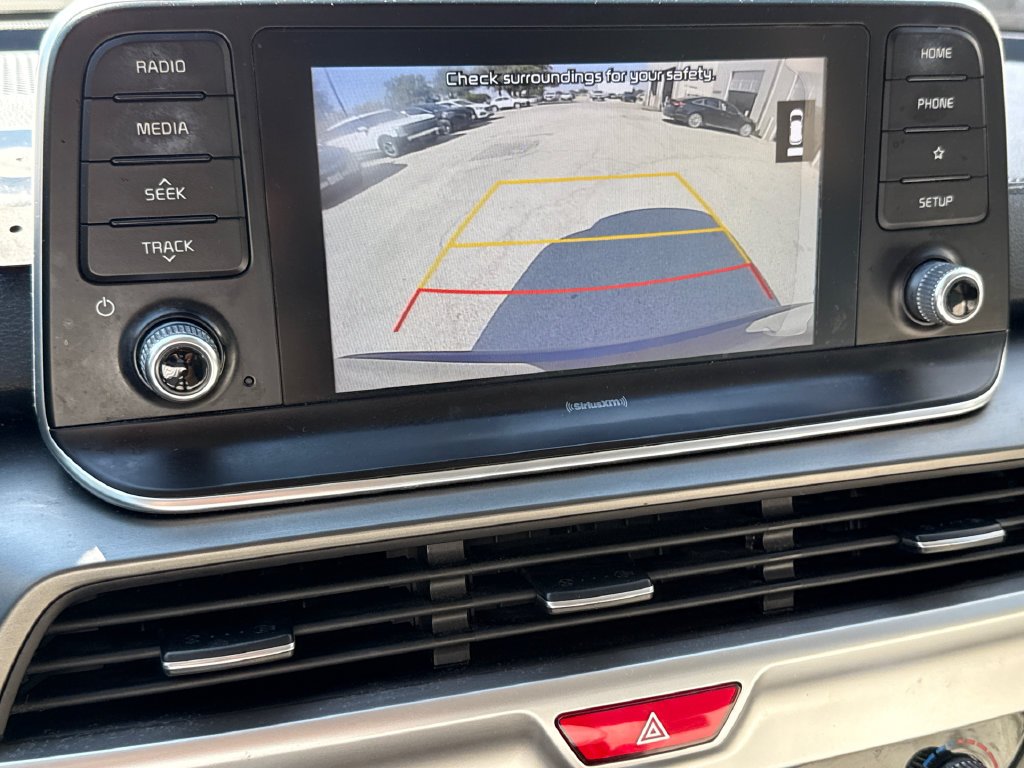 Used 2020 Green Kia S image 24