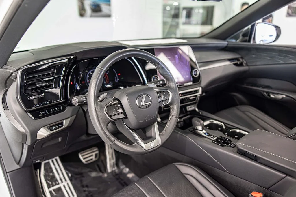 Used 2024 White Lexus 350 F Sport Handling image 20