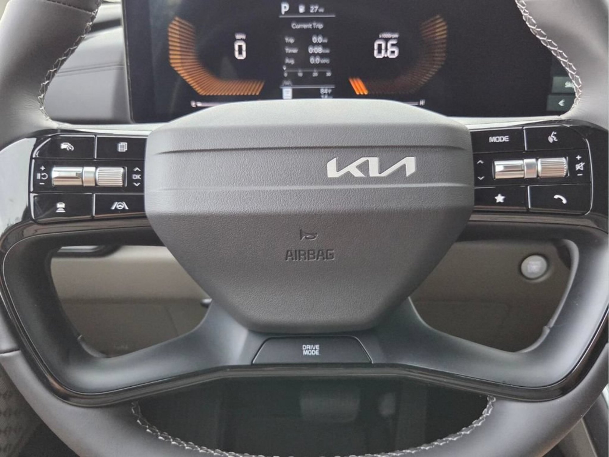 New 2027 Panthera Metal Kia LXS image 25