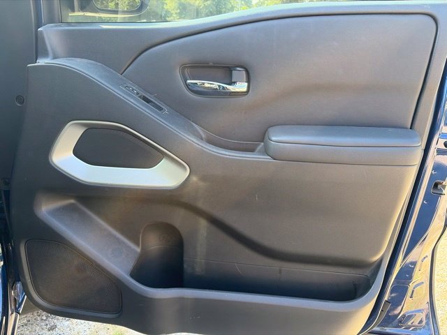 Used 2023 Blue Nissan SV image 15