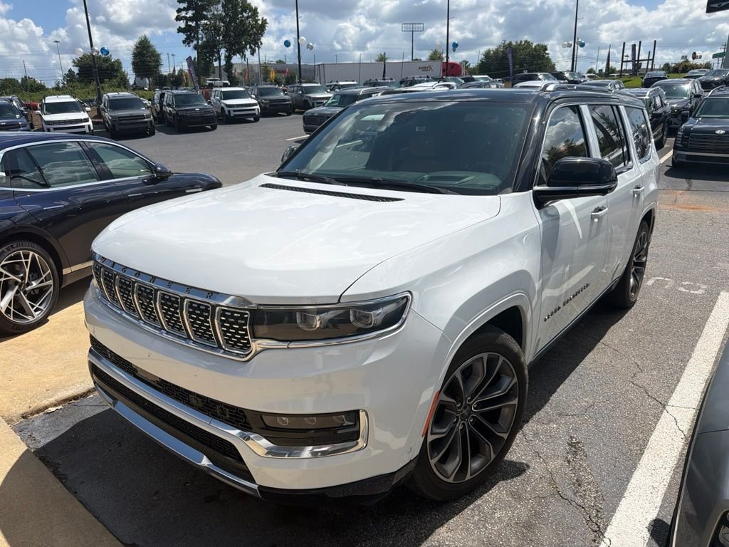 2023 Jeep Grand Wagoneer Series III - Photo 2