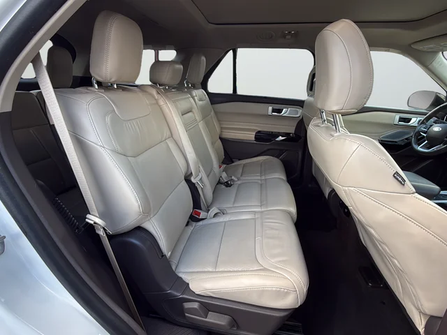 Used 2022 White Ford Platinum image 11