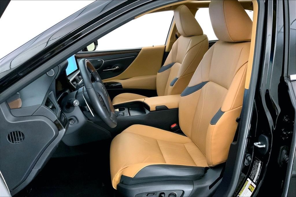 Used 2025 Obsidian Lexus 350 Ultra Luxury image 13
