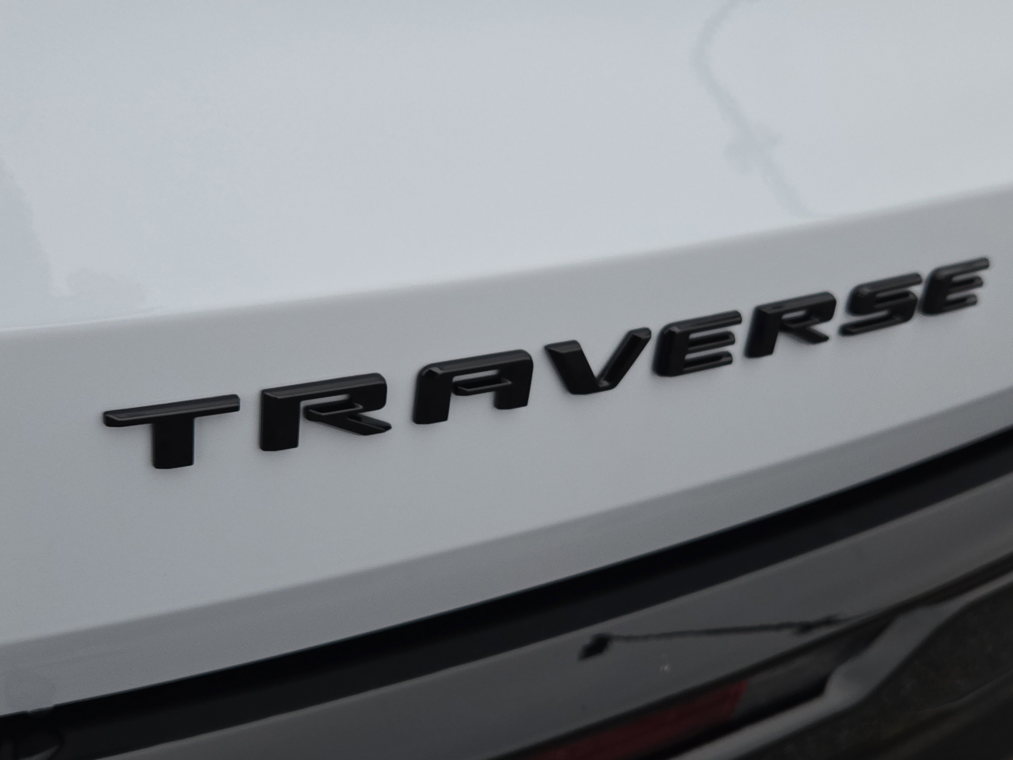 New 2026 Polar White Tricoat Chevrolet RS image 25