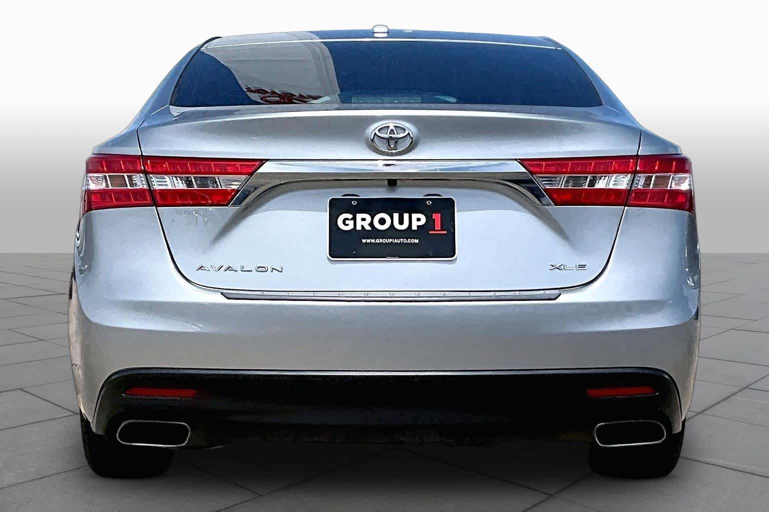 Used 2015 Celestial Silver Metallic Toyota XLE image 5