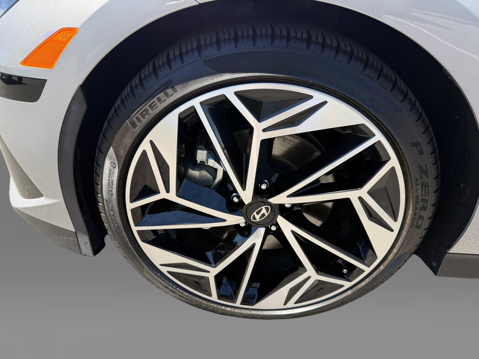 Certified Used 2024 Silver Hyundai SEL image 9