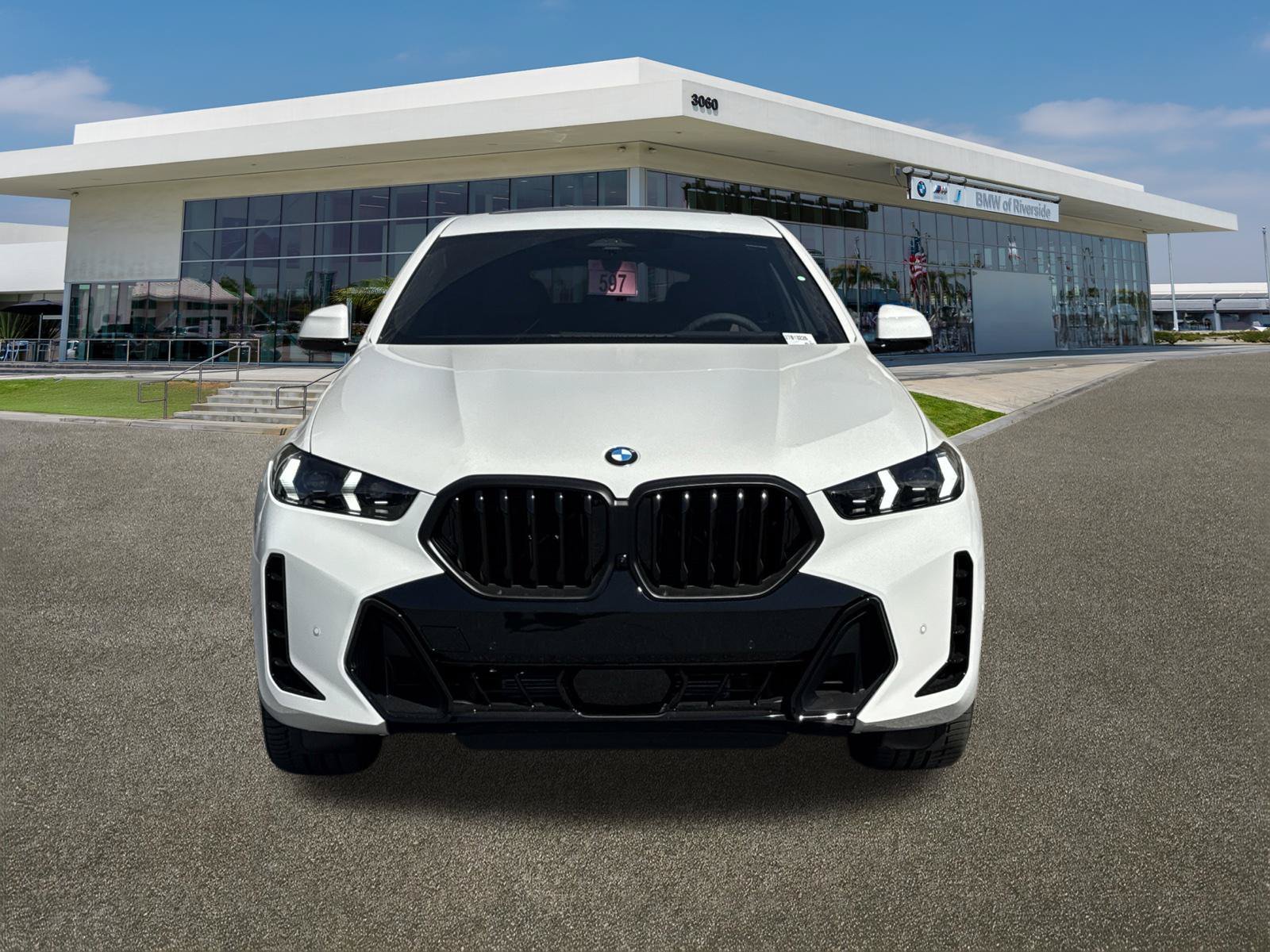 New 2027 Alpine White BMW xDrive40i image 3