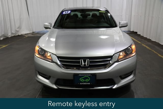 Certified Used 2013 Silver Honda EX-L image 7