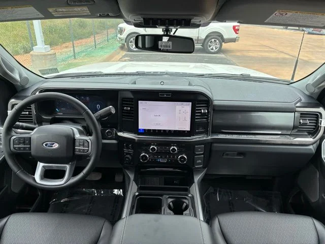 New 2026 Star White Metallic Tri-Coat Ford Lariat image 10