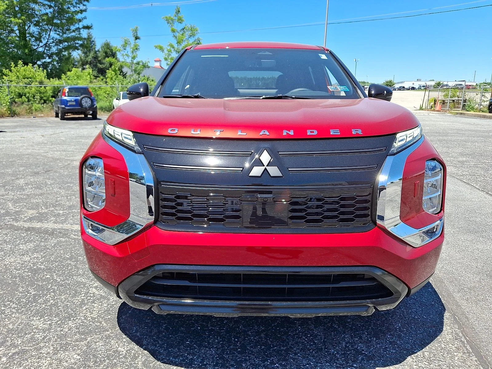 New 2026 Red Mitsubishi LE image 3