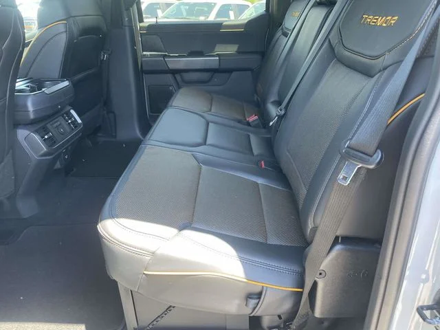 New 2026 White Ford Tremor image 9