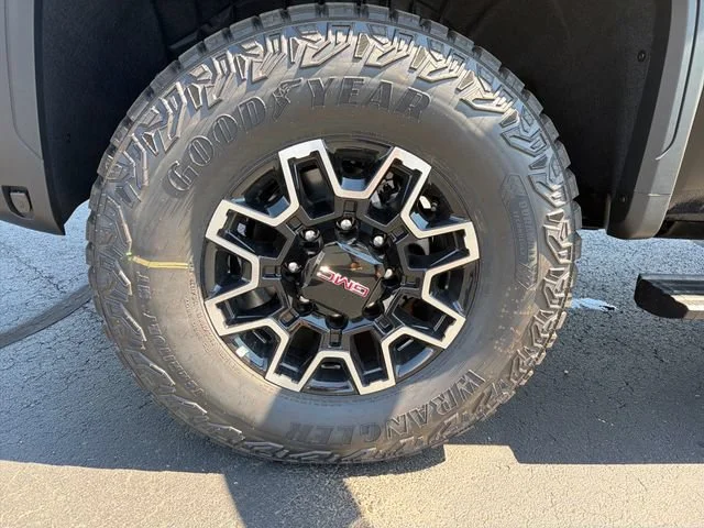 New 2026 Onyx Black GMC AT4X image 30