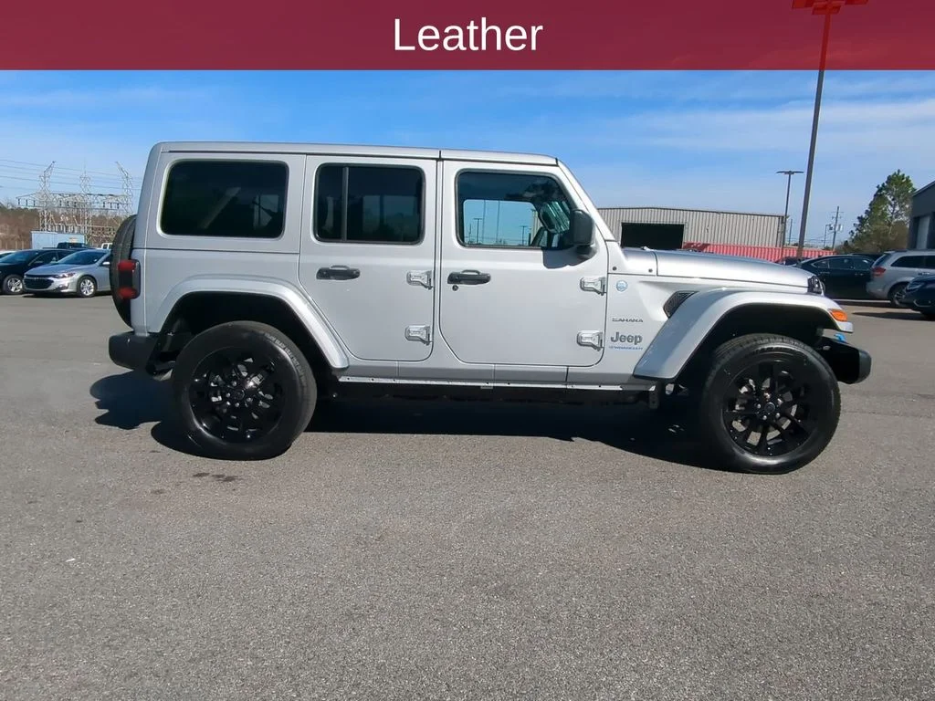 New 2024 Silver Zynith Clear-Coat Exterior Paint Jeep Sahara 4xe image 5
