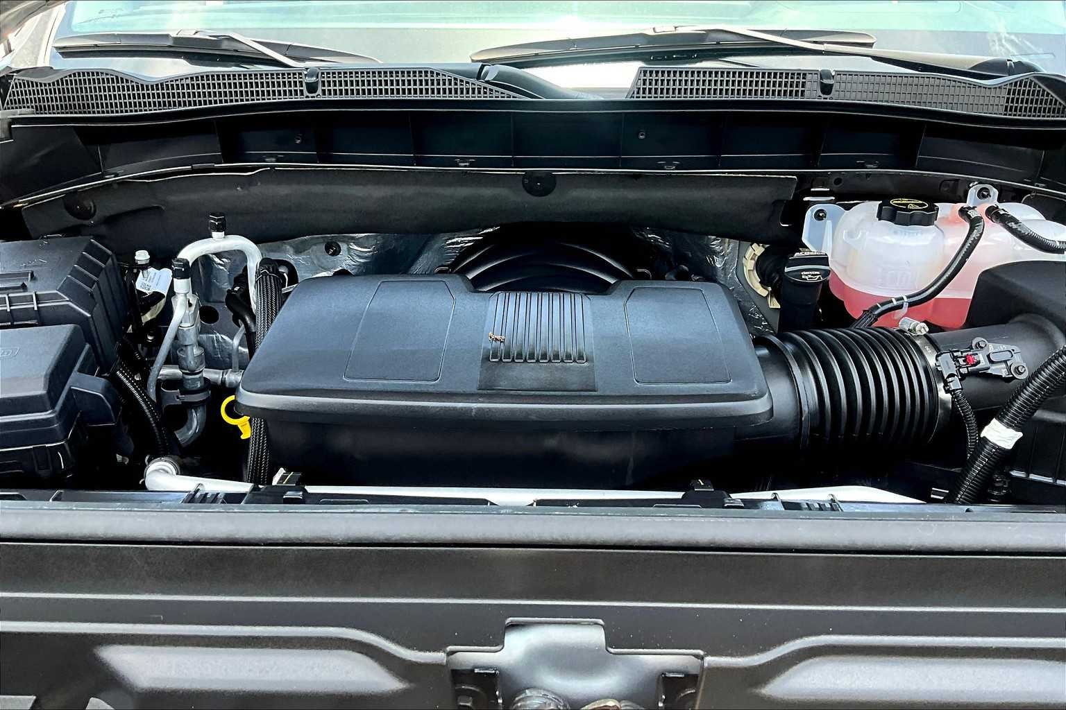 Used 2024 Sterling Metallic GMC Denali image 32