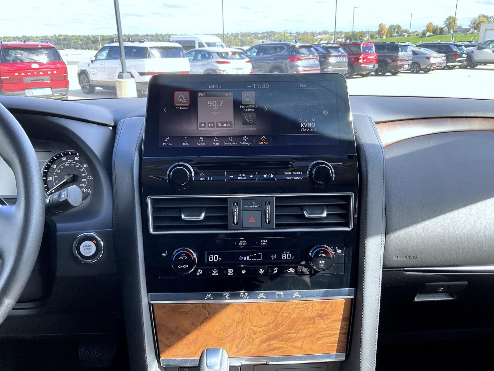 2022 Nissan Armada SL - Photo 16