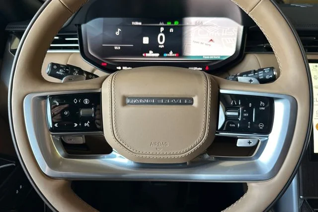 New 2026 British Racing Green Land Rover Autobiography image 23