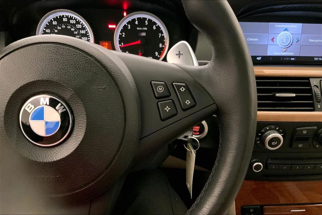 Used 2008 Space Gray Metallic BMW  image 19
