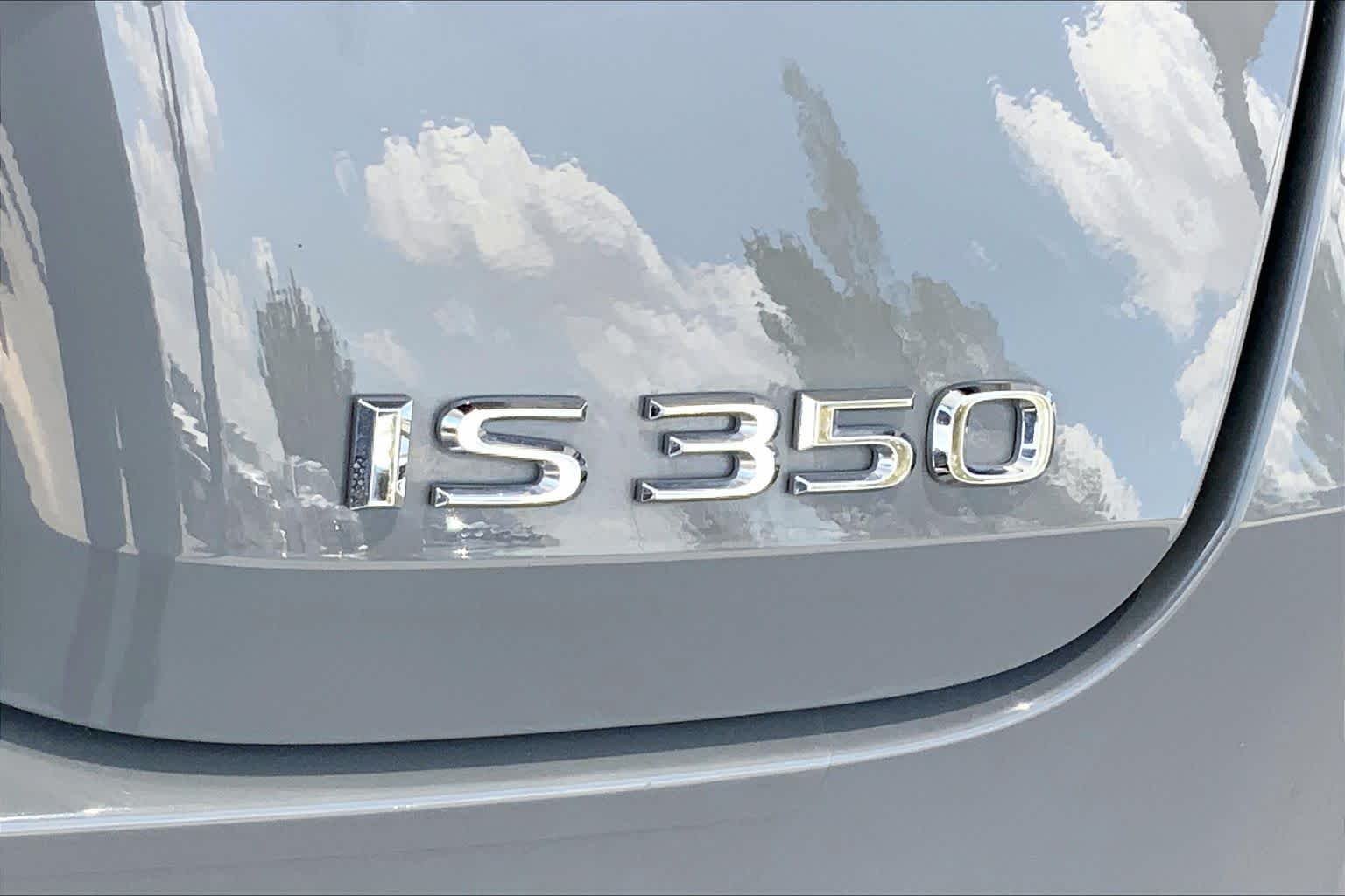 Used 2024 Incognito Lexus F SPORT Design image 10