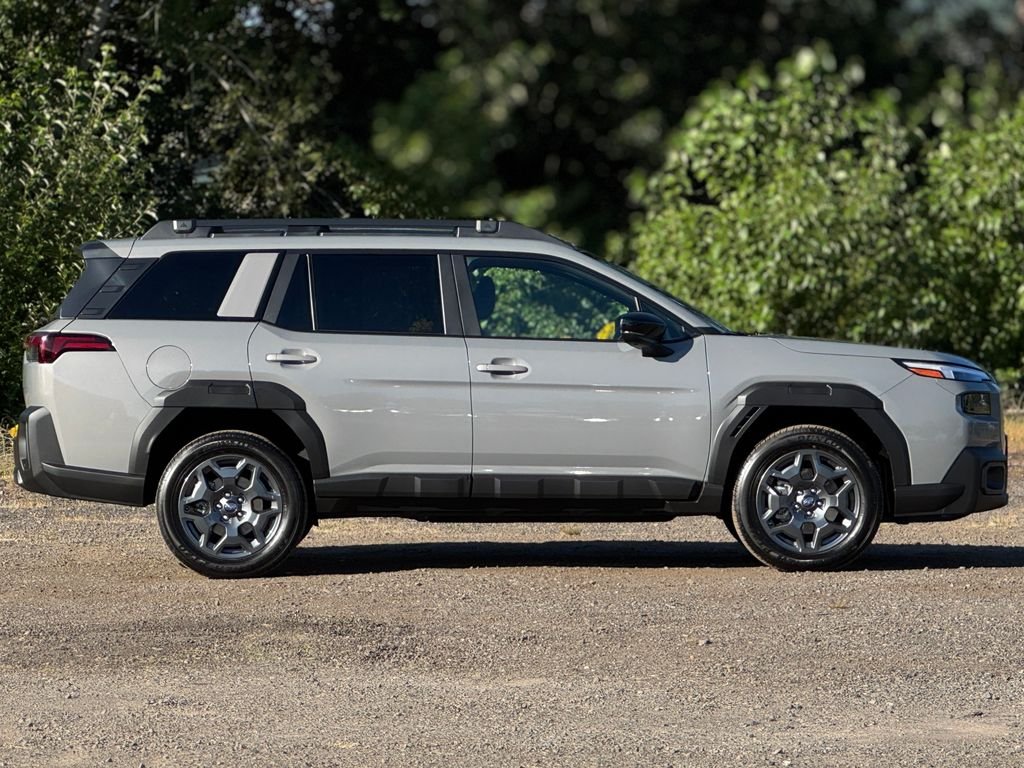 Used 2026 River Rock Pearl Subaru Premium image 8