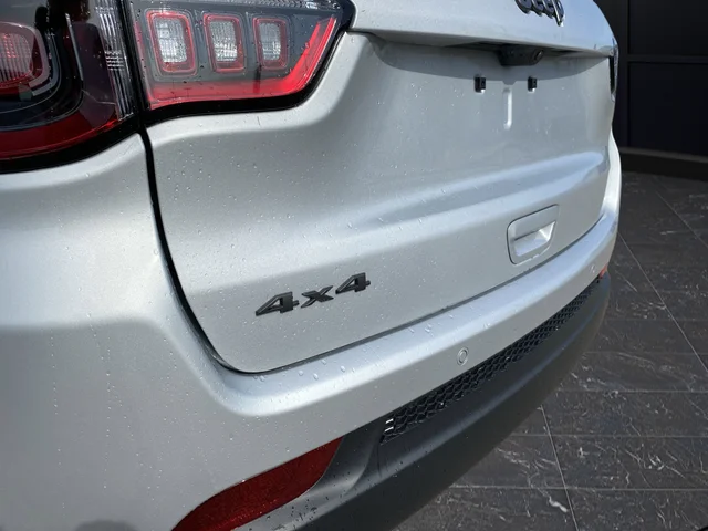 2025 Jeep Compass Limited - Photo 36