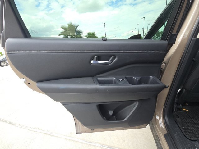 Used 2024 Beige Nissan Platinum image 20