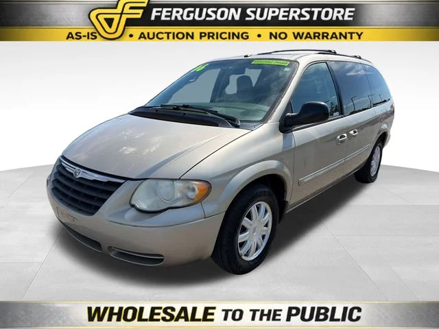 Used 2006 Gold Chrysler Touring image 3