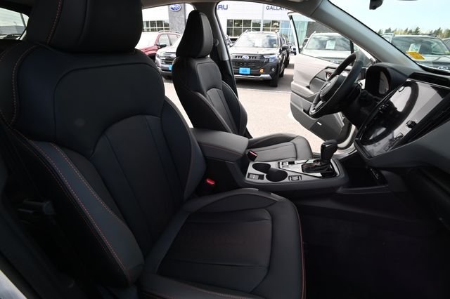 New 2026 CRYSTAL WHITE PEARL Subaru Limited image 22