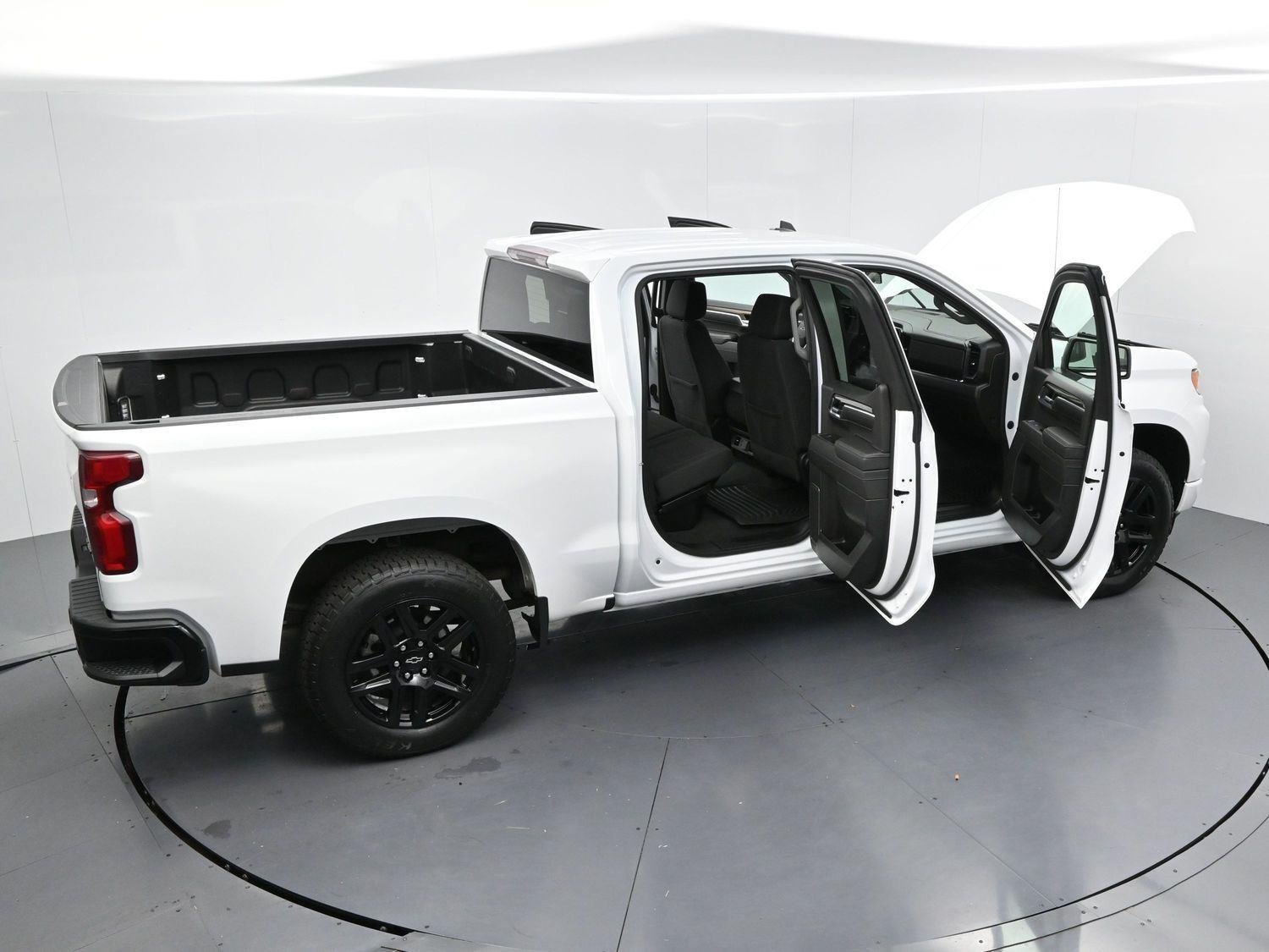 Used 2023 Summit White Chevrolet RST image 36