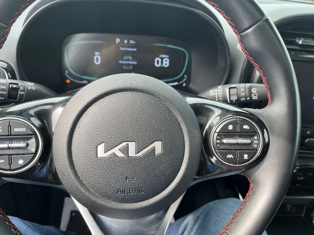 Used 2024 White Kia GT-Line image 21