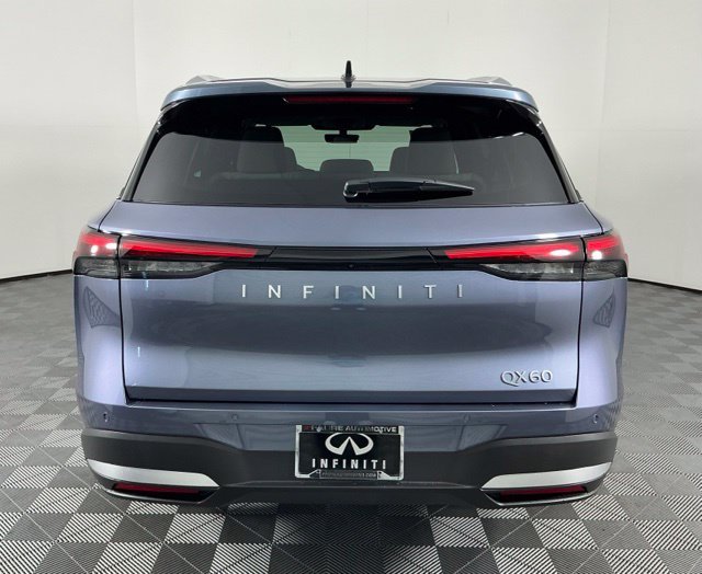 New 2027 MOONBOW BLUE INFINITI Luxe FWD image 5