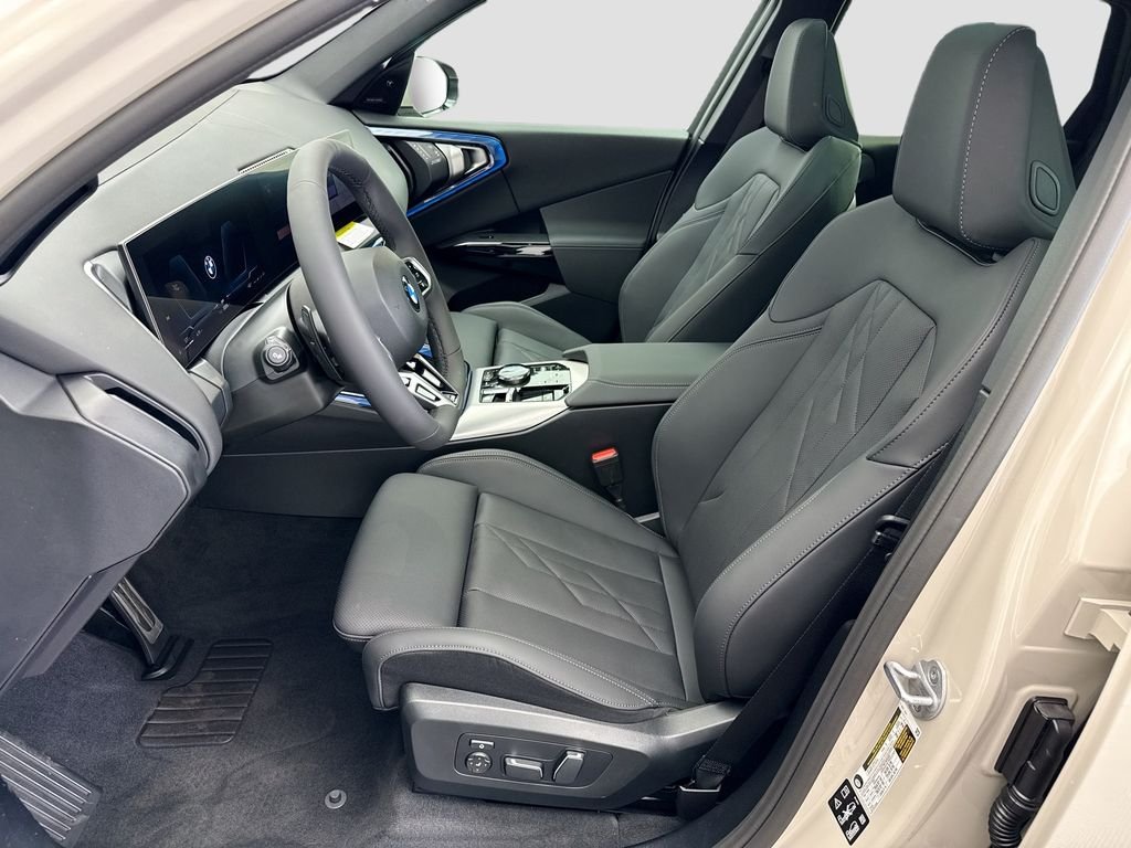 Used 2026 Gray Metallic BMW 30 xDrive image 19