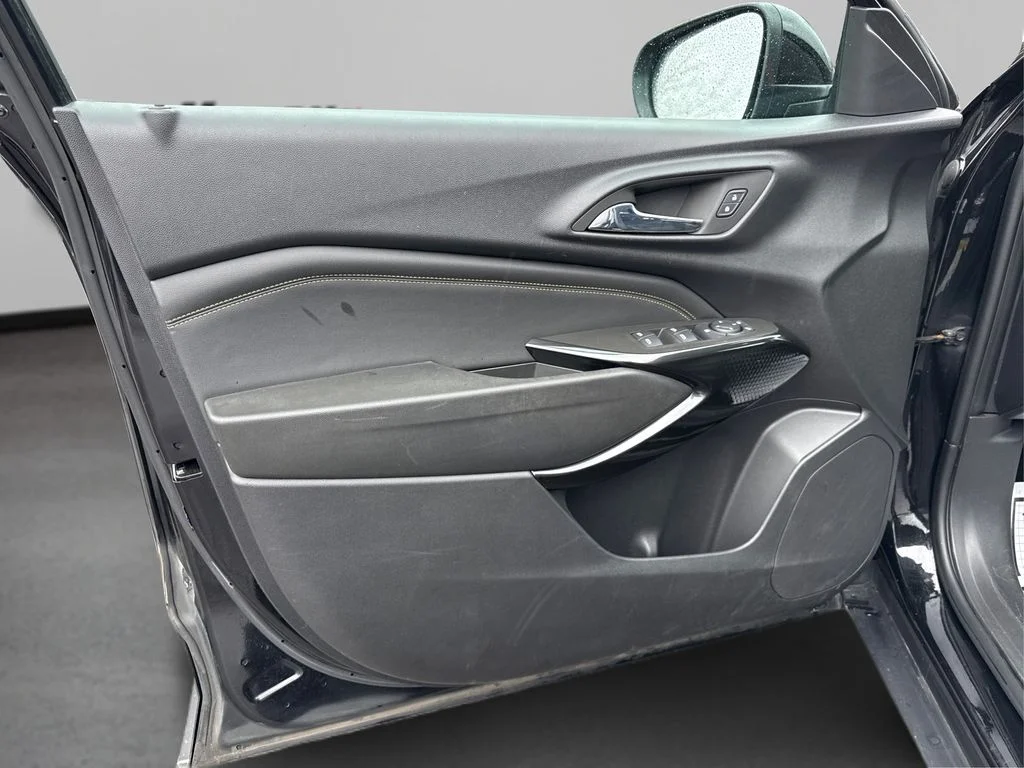 Used 2024 Black Chevrolet LT image 21
